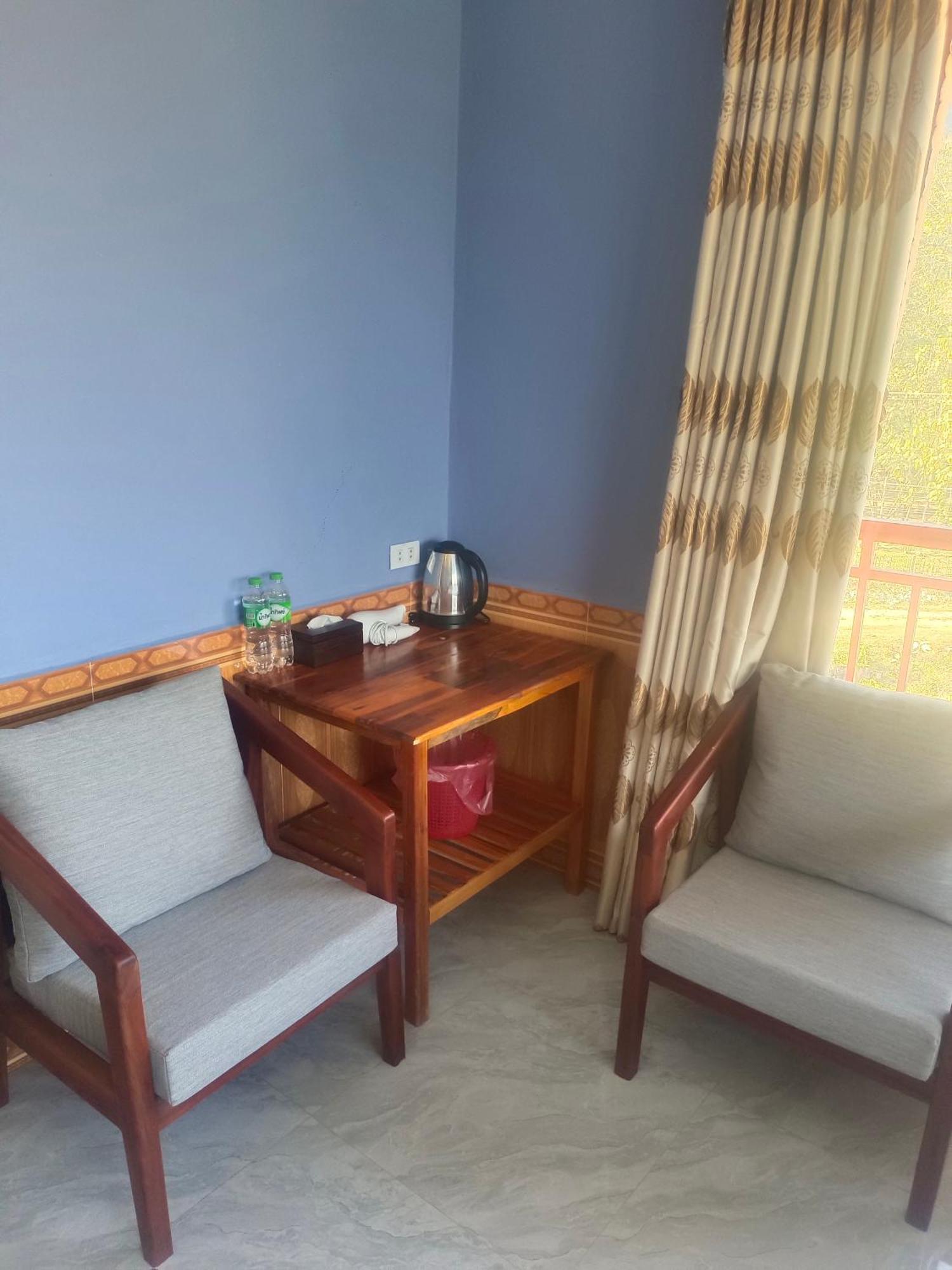 Dd Guesthouse Vang Vieng Eksteriør billede
