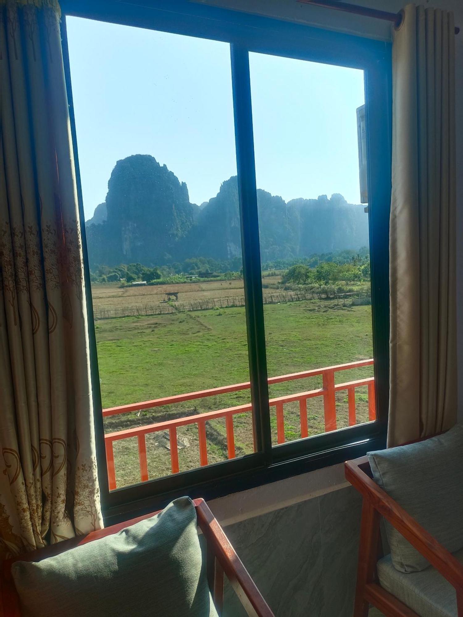 Dd Guesthouse Vang Vieng Eksteriør billede
