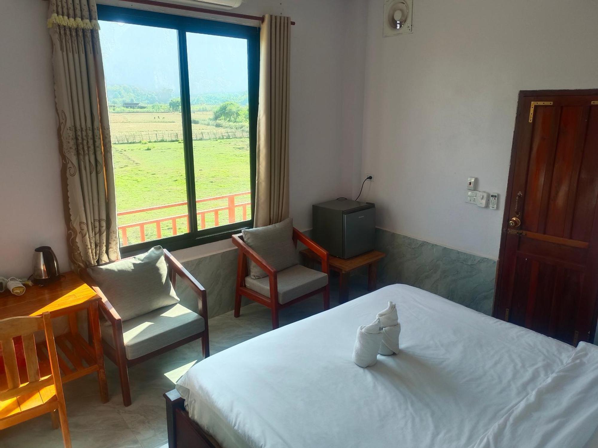 Dd Guesthouse Vang Vieng Eksteriør billede