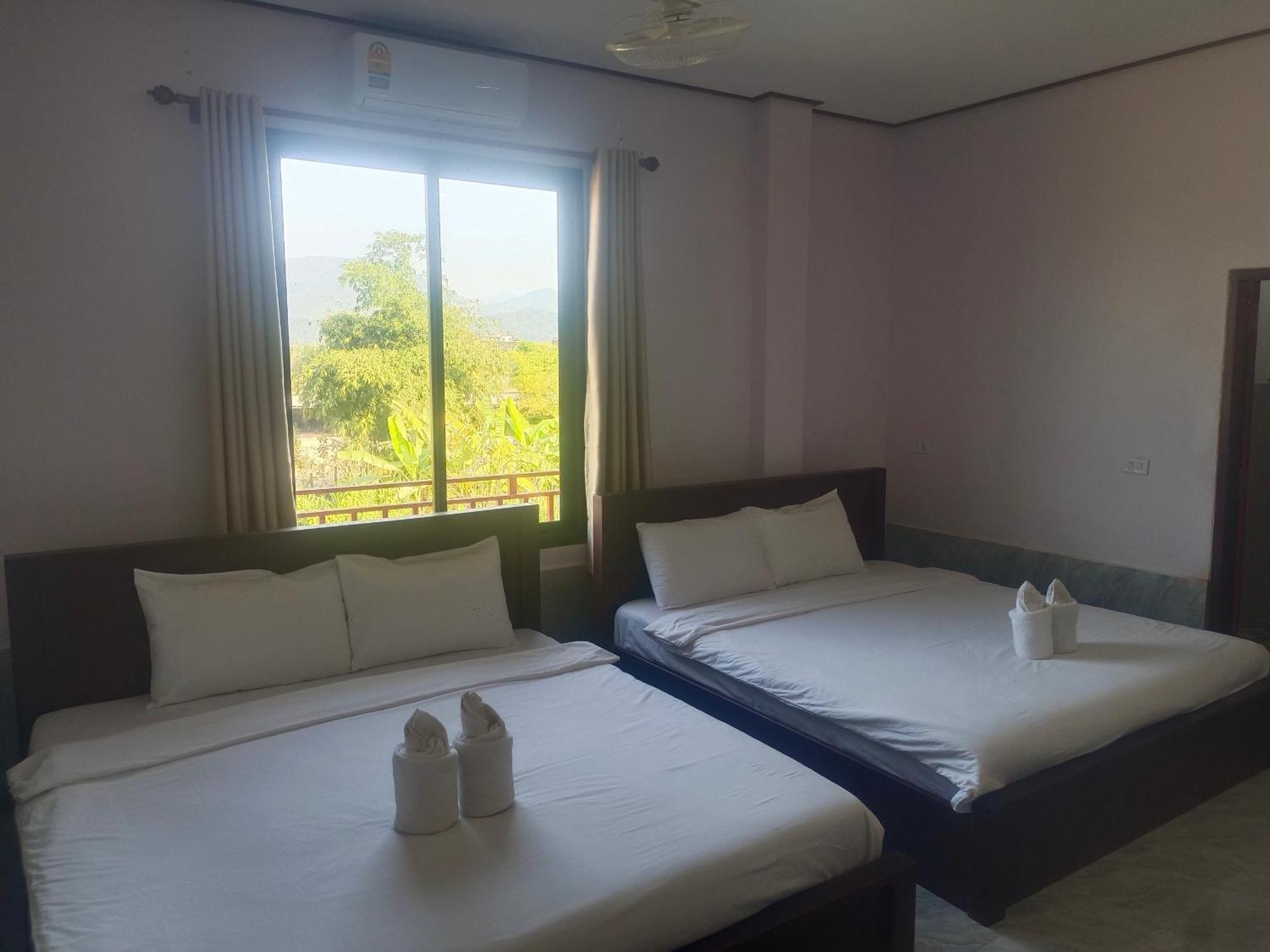 Dd Guesthouse Vang Vieng Eksteriør billede